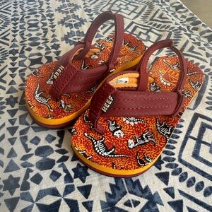 Reef Kids Baby Sandals - dinosaur Red and Orange Size 3/4